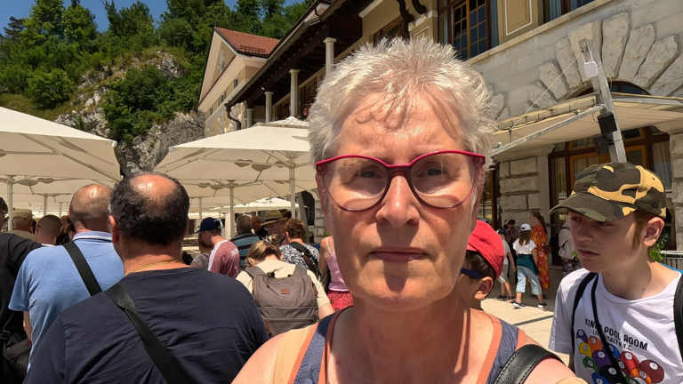 theroamingrover.nl - Postojna grotten verkennen in Slovenië