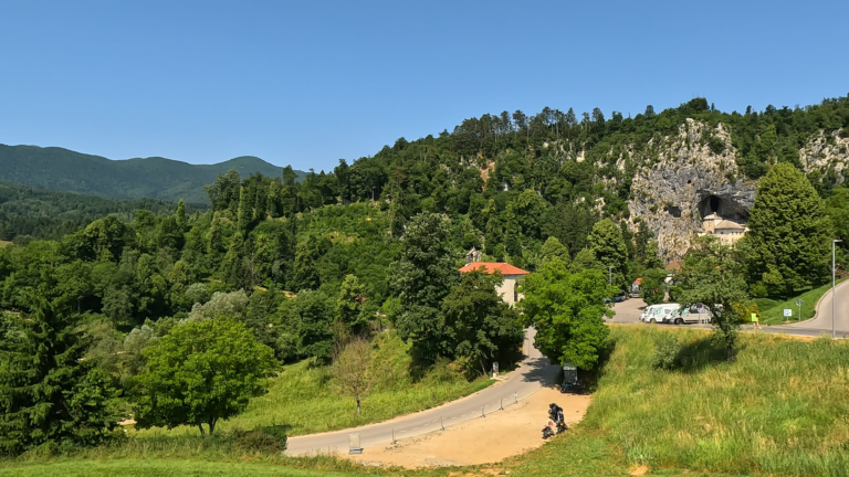 Predjama Castle bezoeken