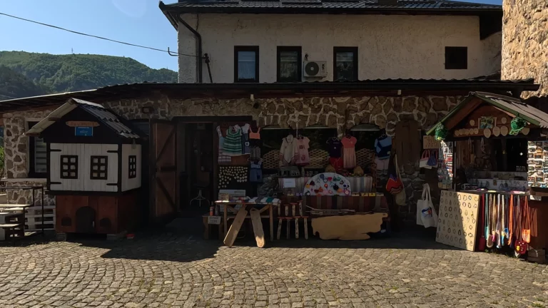 winkel in Jajce centrum