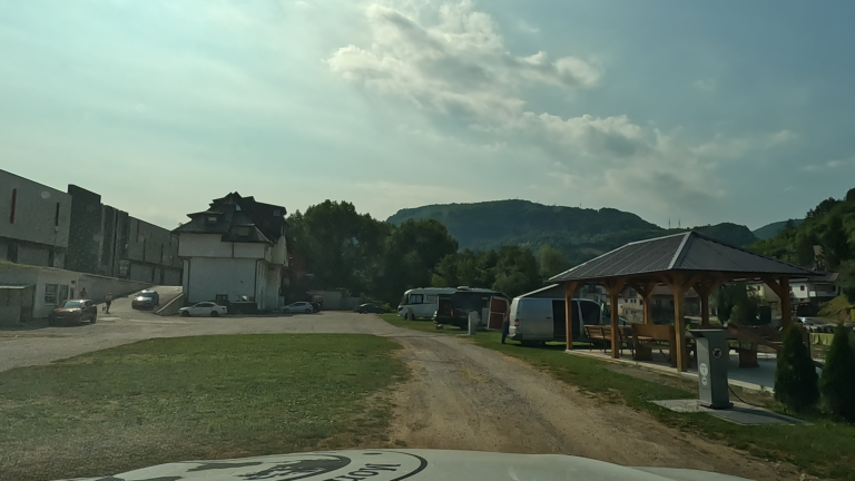 Vertrek van Jajce Auto Camp